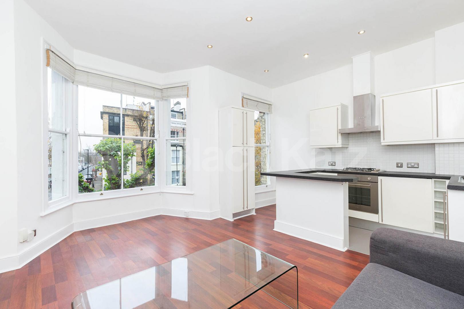 Contemporary one bedroom flat set on the first floor of a period conversion Marlborough Road, Upper Holloway